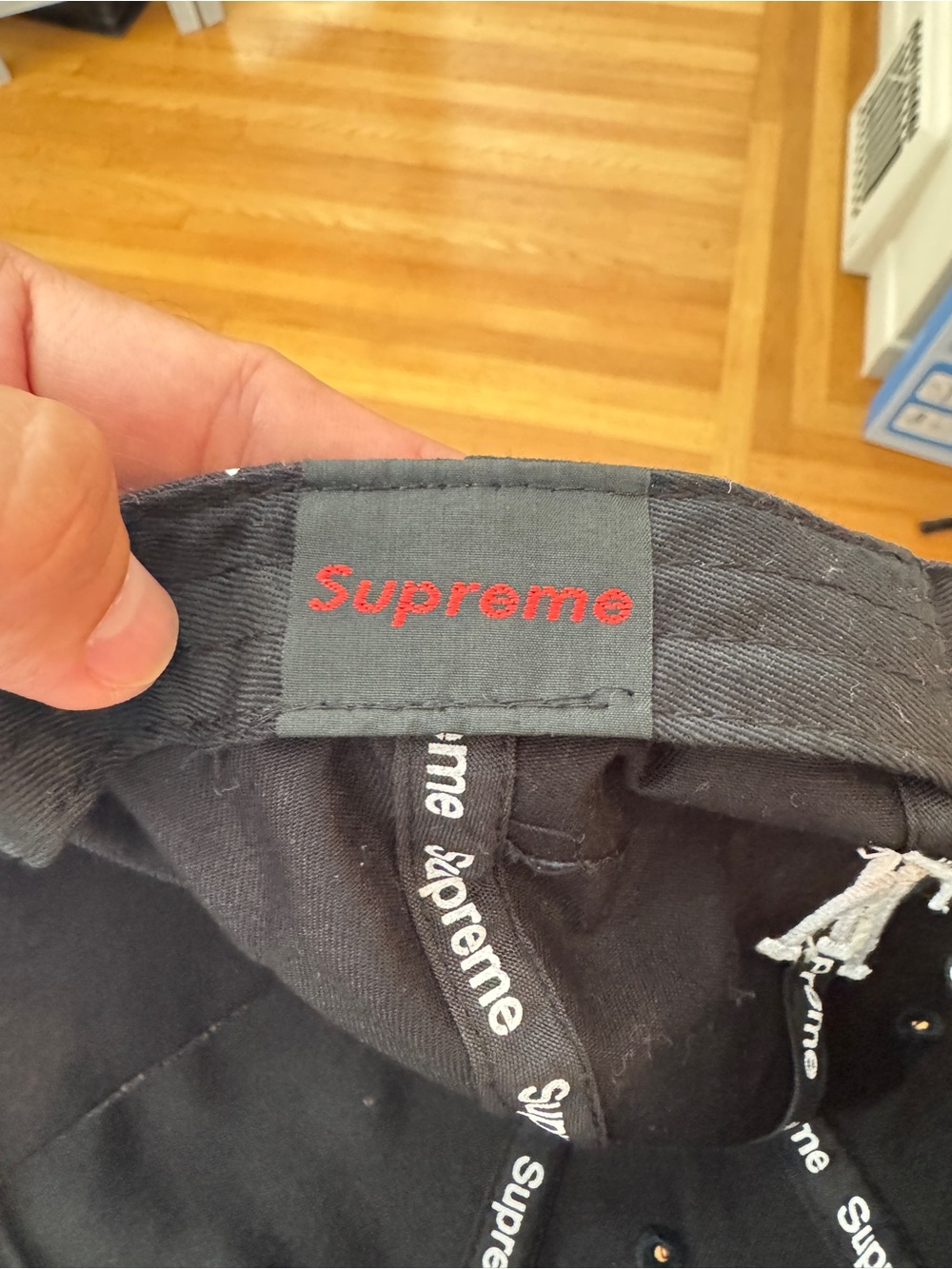 Supreme Black Hat with Red Logo and White Pattern - Picture 4 of 4
